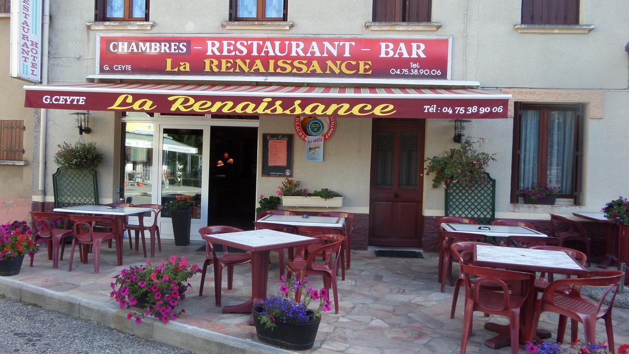 Hotel Restaurant La Renaissance Saint-Cirgues-en-Montagne Zewnętrze zdjęcie